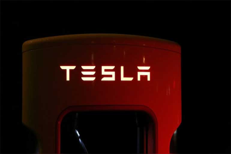 Tesla inks a $557M deal to build China’s largest energy storage station in Shanghai, a major shift toward becoming a global energy leader.