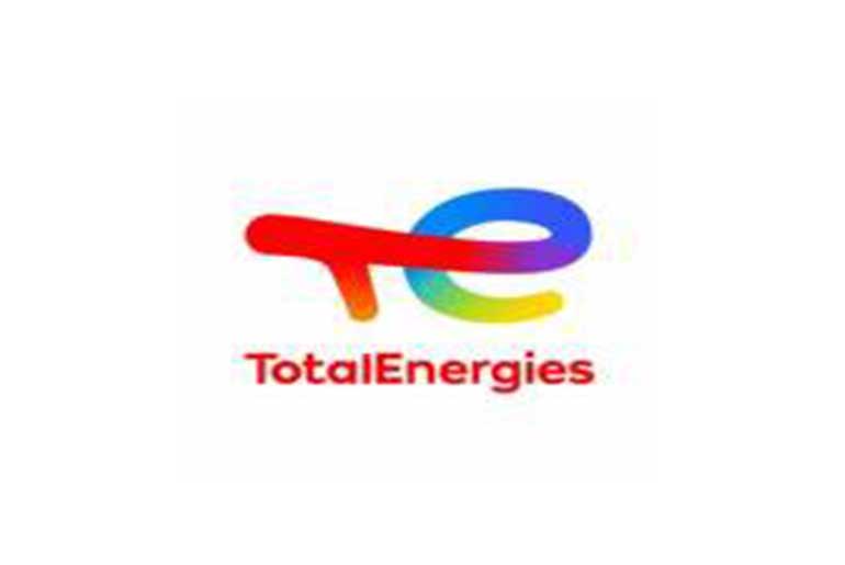 TotalEnergies Acquires 350 MW of Solar and 85 MW of Battery Projects in the UK, Powering 100,000 Homes by 2028.