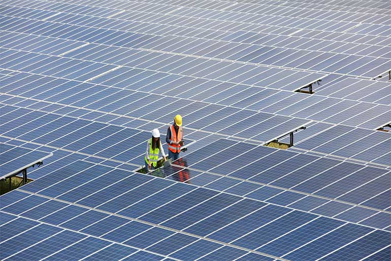 Rystad Energy: India’s record 22 GW renewable boost in H1 2025 highlights progress, but coal reliance threatens net-zero goals.