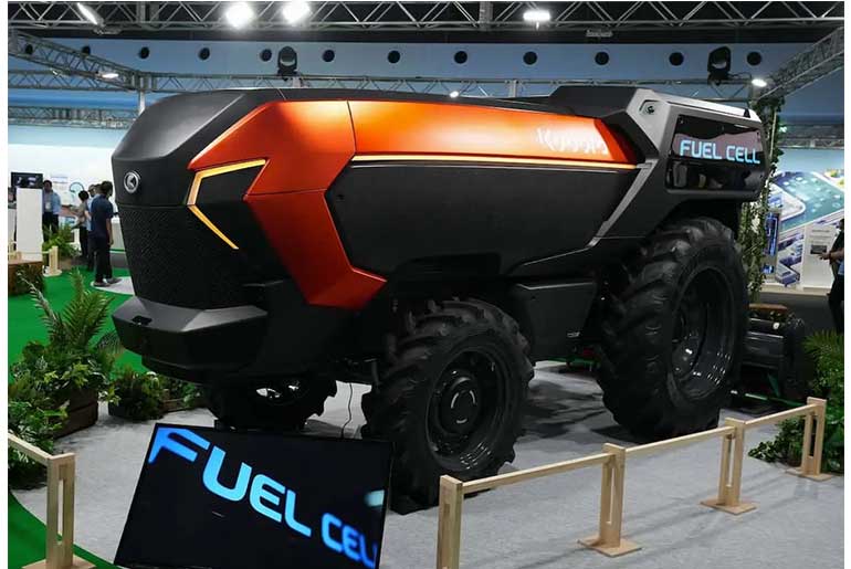 Kubota Unveils World's First Hydrogen-Powered Autonomous Tractor at World Expo 2025
