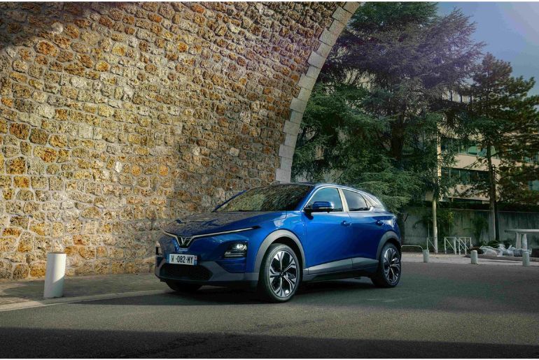 VinFast Partners with LORET Group to Expand EV Distribution