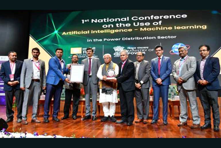 Shri Manohar Lal Showcases AI/ML Innovations for Smarter, efficient power distribution.