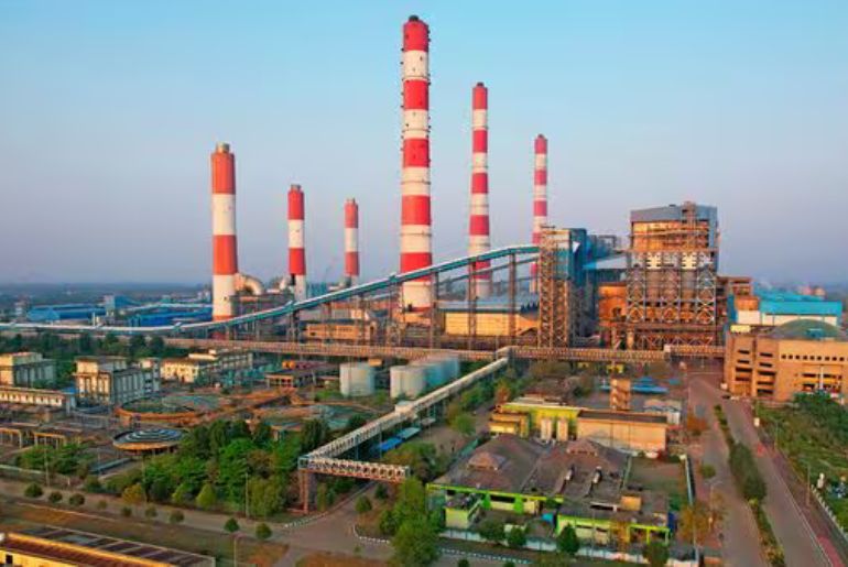 NTPC Awards Nearly 1 GW of Solar EPC Contracts to Multiple Companies
