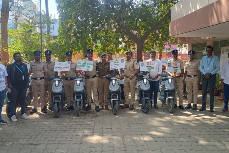 Yulu Marks National Road Safety Month with Rider Awareness Rallies in Bengaluru and Delhi