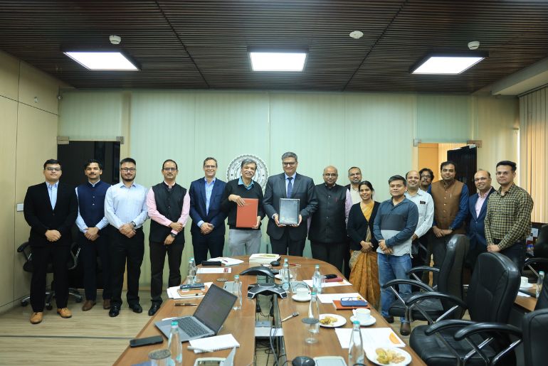International Solar Alliance, IIT Delhi Join Forces to Strengthen Clean Energy Skills Worldwide