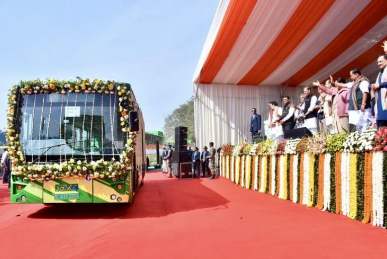 JBM Ecolife Fleet Crosses 3,000 Electric Buses, Expands in Delhi and Gandhinagar