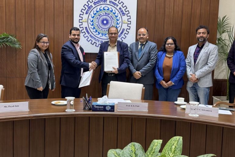 MaxVolt Energy collaborates with IIT Roorkee to develop AI driven BMS for energy storage and electric mobility solutions