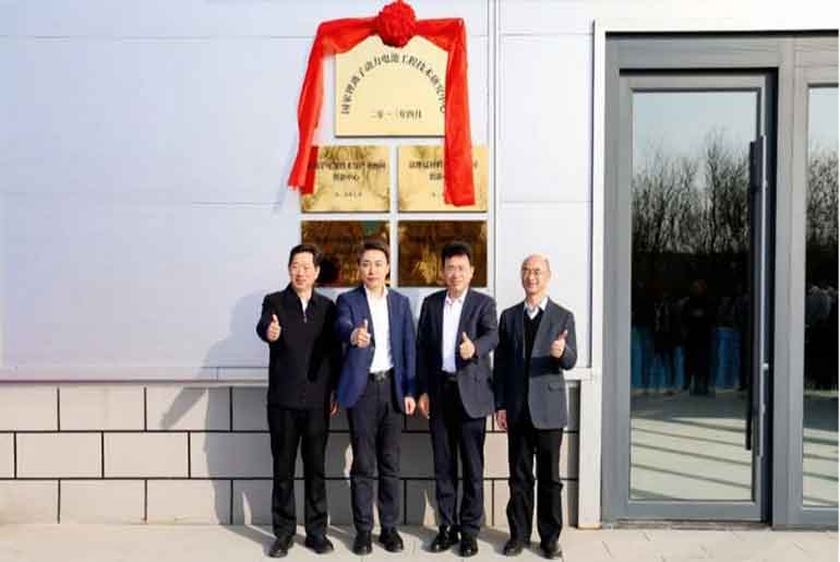 Nankai University Develops Semi-Solid-State Battery for 1,000 km
