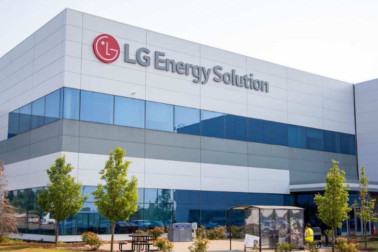 US Confirms Tesla as Buyer in LG Energy Solution’s July Battery Deal