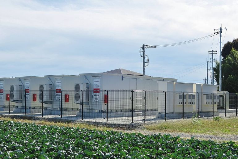 U.S. Energy Storage Installations Surge to Record 18.9 GW in 2025