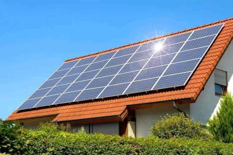 Lucknow Leads India in Rooftop Solar Installations, Surpasses Surat
