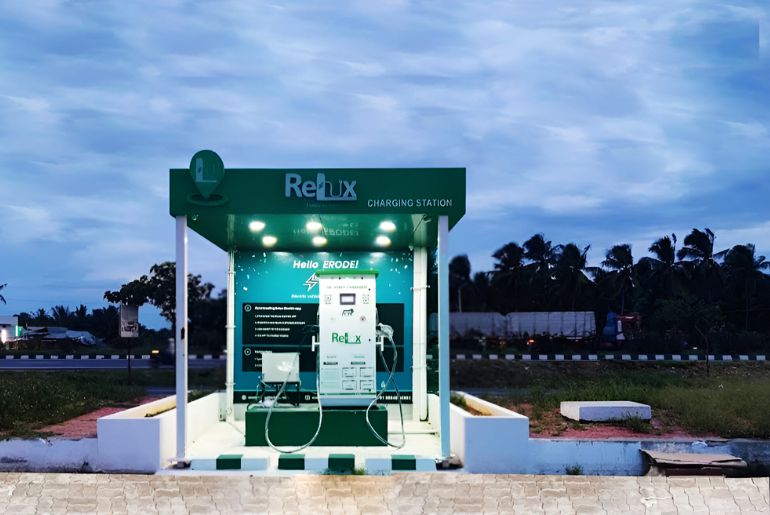 Relux Electric Commissions 60 kW EV Charger at CWC Sahibabad, Expands Logistics Charging Network