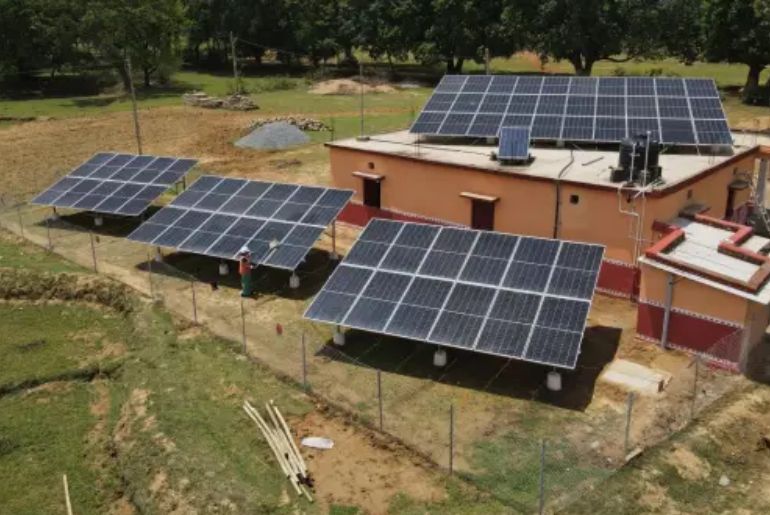 Waaree Energies Commissions 3 GW Solar Module Facility in Gujarat, Expands Manufacturing Capacity