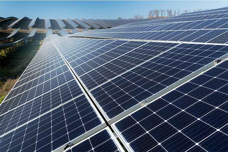 Inside India’s Gigafactories and Solar Megaplants Inside India’s Gigafactories and Solar Megaplants