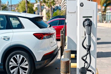 Karnataka Emerges as India’s Second-Largest EV Charging Hub with 6,805 Stations