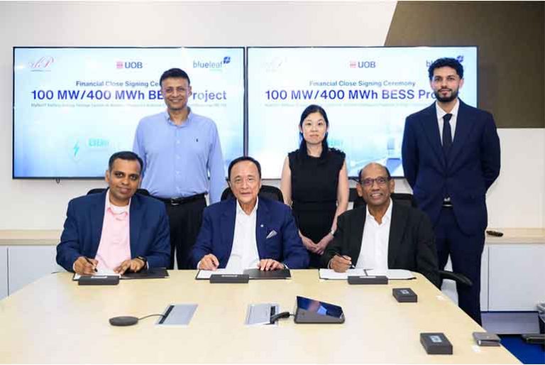 Blueleaf Energy and Universal Peak Secure Financing for 100 MW/400 MWh Malaysia BESS Project Blueleaf Energy and Universal Peak Secure Financing