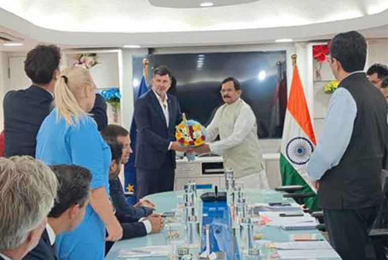 Shripad Naik Meets European Parliament’s ITRE Delegation Shripad Naik Meets European Parliament’s ITRE Delegation