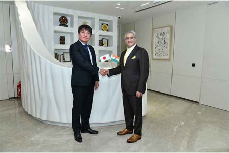Sumitomo Corporation Partners with Hero Group on 500 MW Renewable Energy Project with 200 MWh BESS