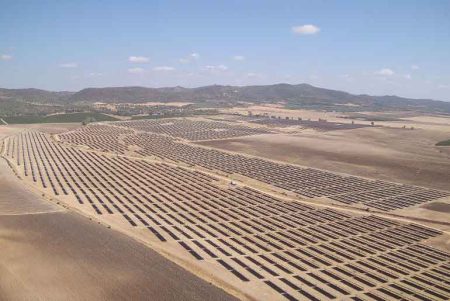 Zelestra and EDP expand hybrid solar-plus-storage partnership in Spain