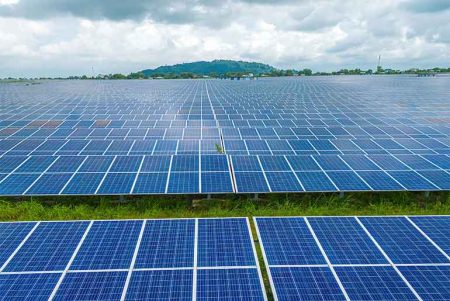 India Targets $220 Billion Investment to Accelerate Renewable Energy Growth by 2030